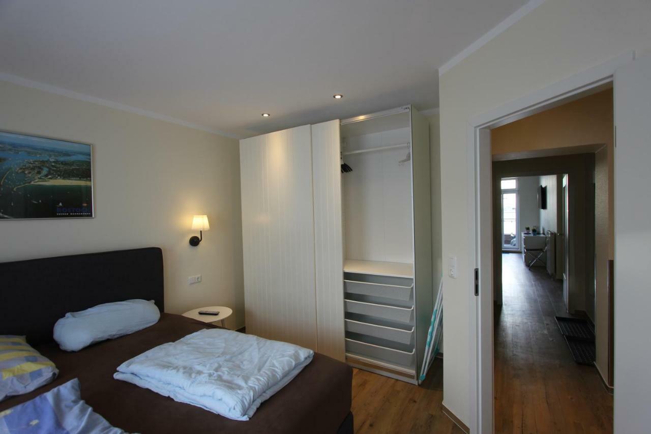 Ferienwohnung In Warnemuende, Friedrich-Franz-Strasse 11 Rostock Buitenkant foto
