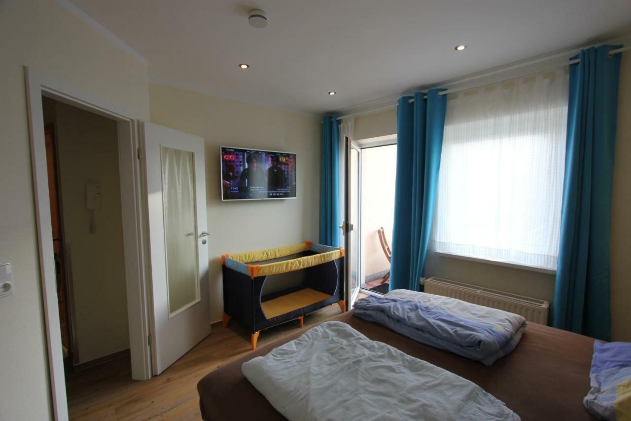 Ferienwohnung In Warnemuende, Friedrich-Franz-Strasse 11 Rostock Buitenkant foto