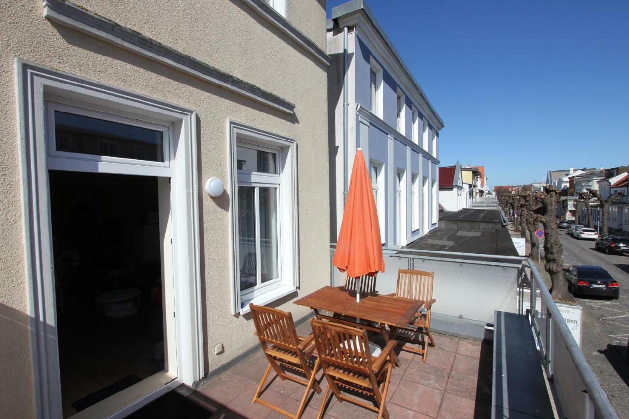 Ferienwohnung In Warnemuende, Friedrich-Franz-Strasse 11 Rostock Buitenkant foto